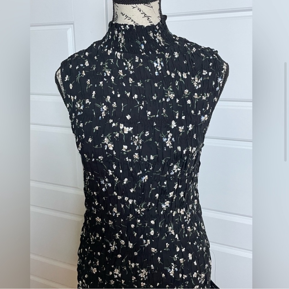 NWT Lulu’s Bouquets for You Black Floral Print Smocked Mini Dress - Picture 4 of 10